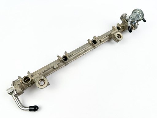 [045758] 2004 Yamaha 115 HP 4 Stroke Outboard Delivery Pipe Fuel Rail {mpn} OEM