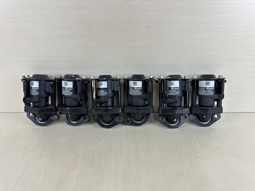 [010149] 2001 Evinrude 250HP Ficht 2 Stroke Outboard Port & Starboard Fuel Injector Set