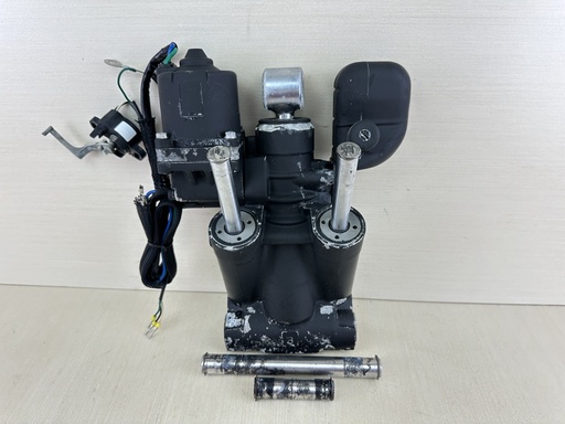 [010176] 2007 Evinrude 150HP Etec 2 Stroke Outboard Power Trim & Tilt Unit Assembly 5005113
