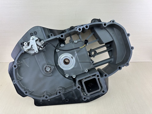 [010209] 2006 Suzuki 150HP 4 Stroke Outboard Engine Holder Assembly 51111-96J00-0EP