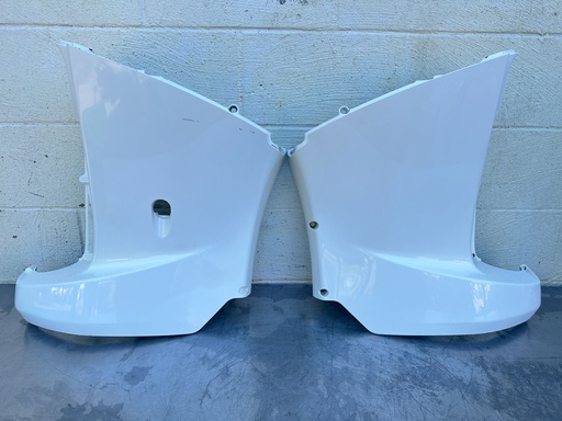 [046915] 2018 Suzuki 350 HP 4 Stroke Outboard Lower Apron Cowling Starboard {mpn} OEM