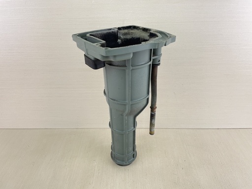 [010328] 2006 Yamaha 115HP 4 Stroke Outboard Exhaust Muffler 68V-14711-30-5B