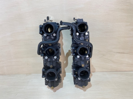 [3202] 1995 Johnson 150HP Outboard Caburetor & Intake Manifold Assembly