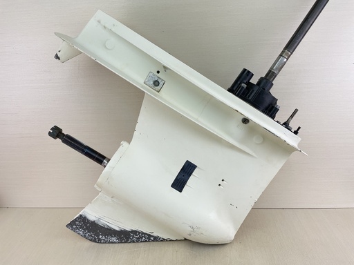 [010337] 2004 Suzuki 225HP 4 Stroke 25" Lower Unit Gear Case RH 55110-93J20-0EP