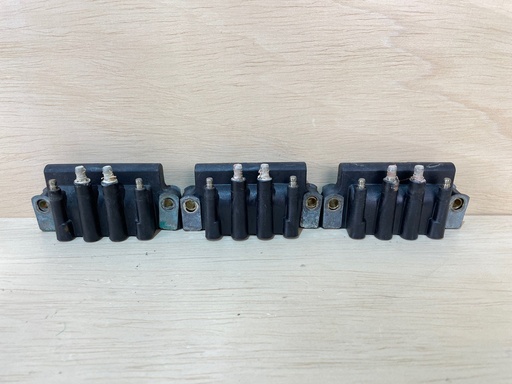 [3199] 1995 Johnson 150HP Outboard Engine Dual Ignition Coil Set 0583740