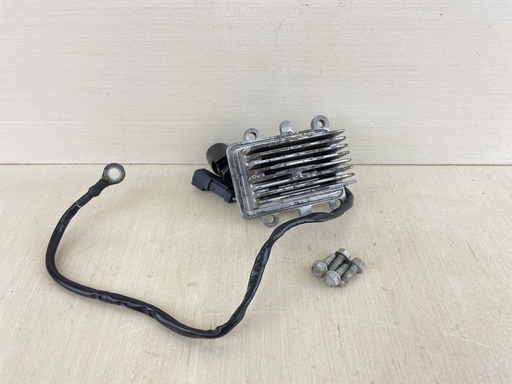 [010400] 0586075 Johnson Evinrude Rectifier Regulator 1996-01 80 90 100 105 HP