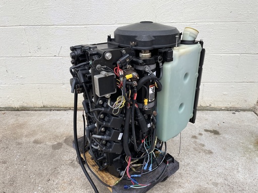 [010500] 17791T97 Mercury 115 HP 4 Cylinder Fully Dressed Power Head Crankcase 1994 - 1998