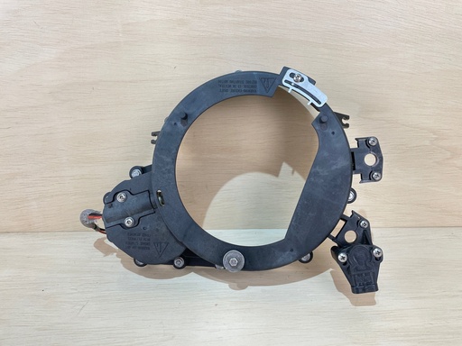 [3149] 2000 Evinrude Ficht 175HP Flywheel Cover Assembly With Bolts 5004519