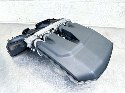 [049194] 2016 Yamaha 150 HP 4 Stroke Outboard Intake Manifold & Throttle Body {mpn} OEM