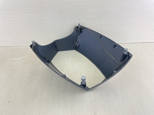 [010589] 2004 Yamaha 60HP 2 Stroke Outboard Apron Lower Cowling 6H3-42771-01-8D