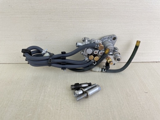 [010590] 2004 Yamaha 60HP 2 Stroke Outboard Oil Injection Pump Assembly 6H3-13200-01-00