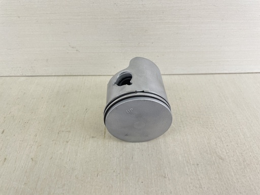 [010548] 2004 Yamaha 60HP 2 Stroke Outboard Piston Assembly Standard 6H3-11631-01-96