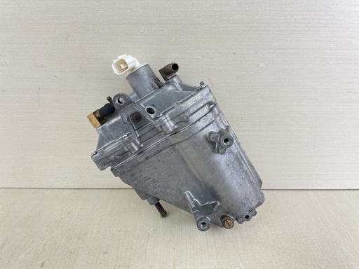 [010625] 2006 Yamaha 115HP 4 Stroke Outboard Float Chamber Assembly VST 68V-14180-02-00