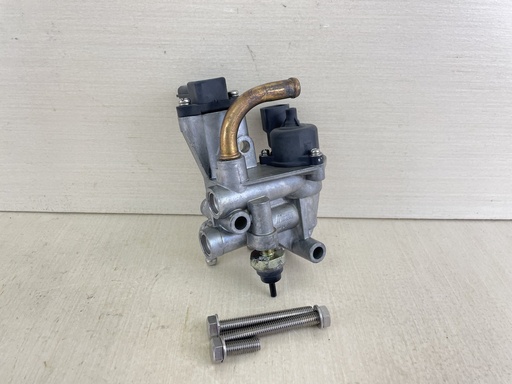[010626] 2006 Yamaha 115HP 4 Stroke Outboard Control Valve Assembly 68V-13105-00-00