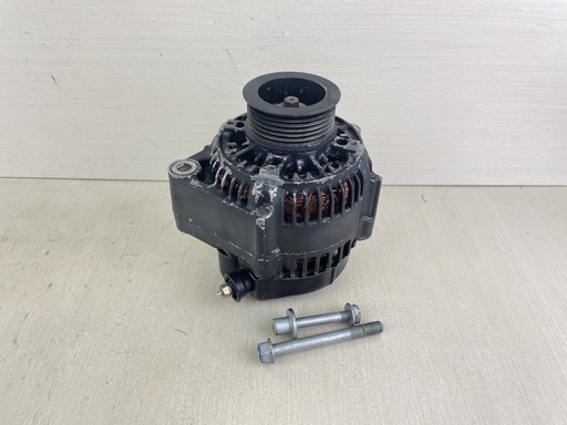 [010698] 2002-2007 Honda 200 225 HP 4 Stroke Outboard Alternator Assembly 31630-ZY3-013