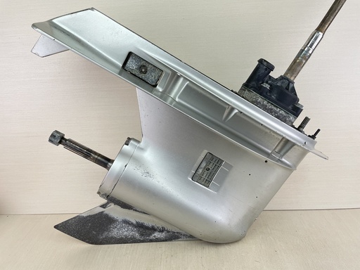 [010702] 2005 Honda 225HP 4 Stroke Outboard 25" Lower Unit Gear Case RH 06411-ZY3-617ZA