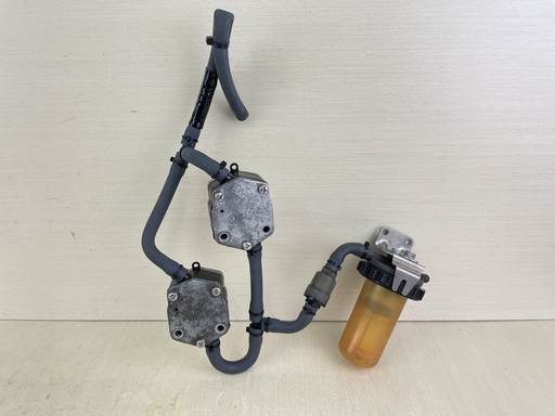 [010737] 2002 Yamaha 200HP 2 Stroke Outboard Fuel Pump Set & Filter Assembly 6E5-24410-03-00