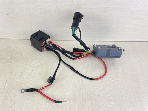 [010753] 2002 Yamaha 200HP 2 Stroke Outboard Rectifier Regulator Assembly 67H-81960-00-00