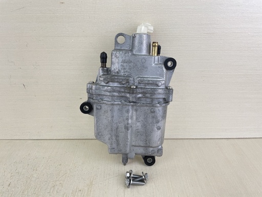 [010877] 2007 Suzuki 140HP 4 Stroke Outboard Vapor Separator Tank VST 15600-90J01