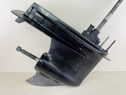 [010900] 2002-2011 Suzuki DF 115 140 HP 4 Stroke Outboard 25" Lower Unit Gear Case RH