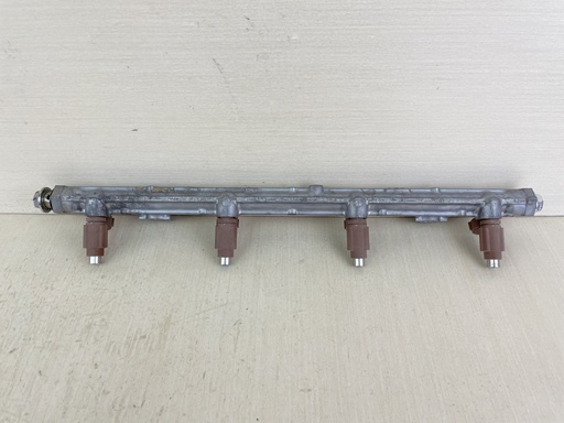 [010956] 2006 Suzuki DF150 150HP 4 Stroke Outboard Fuel Injector Set & Rail 15710-96J00