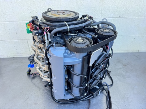 [051856] 2004 Yamaha 225 HP 4 Stroke Outboard Powerhead {mpn} OEM