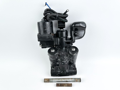 [052070] 2000 Suzuki 70 HP 4 Stroke Outboard Power Trim Tilt Unit {mpn} OEM