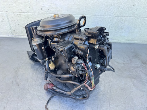 [052140] 1995 Evinrude 40 HP 2 Stroke Outboard Powerhead {mpn} OEM