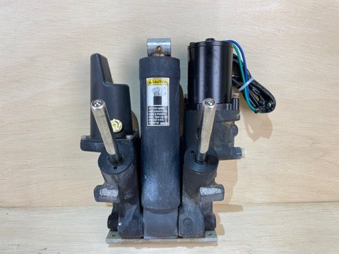 [3318] 2001 Mercury 225HP Optimax Power Trim And Tilt Unit Assembly 2 Wire