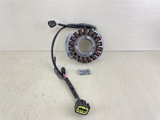 [011033] 2016 Yamaha 90HP 4 Stroke Outboard Stator Coil Pulser Base Assembly 6D8-81460-00-00