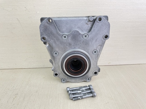 [011036] 2016 Yamaha 90HP 4 Stroke Outboard Oil Pump Assembly 67F-13300-10-00