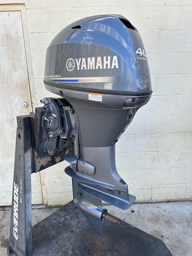 [052732] 2010 Yamaha 40 HP 4 Stroke Outboard Engine Complete {mpn} OEM