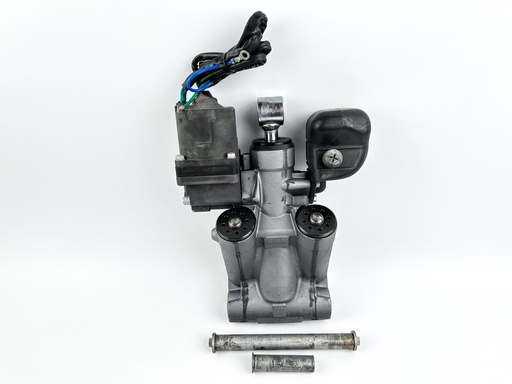 [053225] 2003 Yamaha 115 HP 4 Stroke Outboard Power Trim Tilt Unit {mpn} OEM