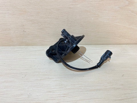 [3237] Evinrude Etec G2 150 - 200HP Fuel Filter Bracket Assembly 5011097