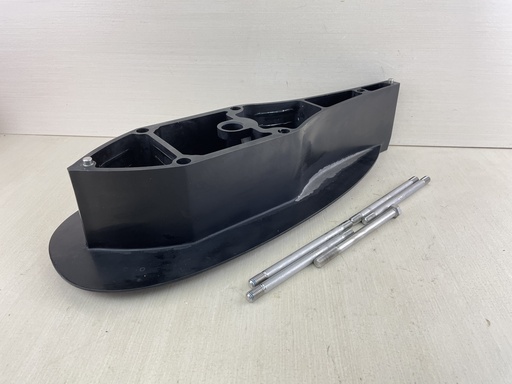 [009680] 2012 Mercury 150HP Verado Outboard 5" Midsection Spacer 880647T02