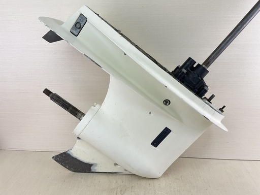 [009444] 2001-11 Suzuki 115HP 4 Stroke Outboard 20" Lower Unit Gear Case - Good Condition