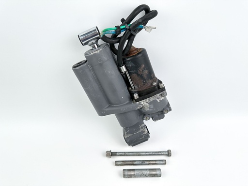 [056081] 1999 Honda 40 HP 4 Stroke Outboard Power Trim Tilt Unit {mpn} OEM