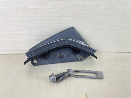 [010803] 2012 Yamaha 50HP 4 Stroke Outboard Cable Cover Fitting Plate 6C5-42738-00-8D