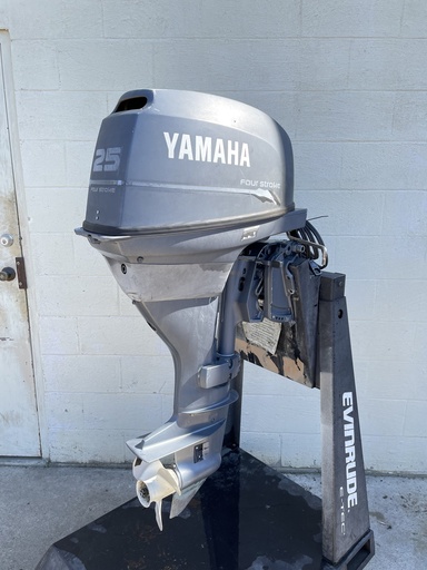 [010752] Yamaha 25HP 4 Stroke Outboard Engine W/ 20” Long Shaft - Just Serviced