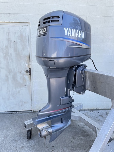 [010759] 2003 Yamaha 150HP 2 Stroke Outboard W/ 25" Shaft