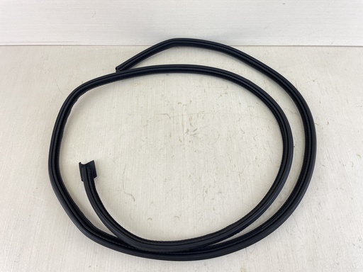 [011152] 2014 Yamaha 150HP 4 Stroke Outboard Bottom Cowling Seal 63P-42615-00-00