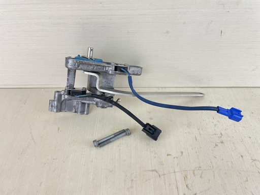 [011155] 2014 Yamaha 150HP 4 Stroke Outboard Switch & Bracket Assembly 69J-8259F-00-00