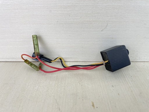 [011088] 2001 Yamaha 225HP 2 Stroke Outboard Relay Assembly OX66 65L-81950-00-00