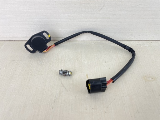 [011091] 2001 Yamaha 225HP 2 Stroke Outboard Throttle Position Sensor 61A-85885-00-00