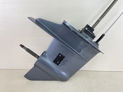 [010991] 1994 + Yamaha 25HP 2 Stroke Outboard 20" Lower Unit Gear Case - For Repair