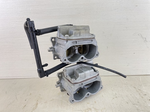 [011186] 1989 Johnson Evinrude 88HP 2 Stroke Outboard Carburetor Assembly 0437203