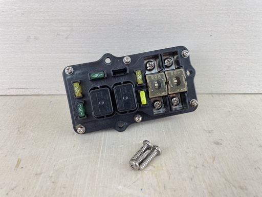 [011168] 2002 Yamaha 175HP 2 Stroke HPDI Fuse Block Assembly 68F-82170-01-00
