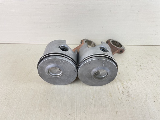 [011122] Mercury 150HP 2 Stroke Outboard DFI Optimax Piston Set 853340A2 853341A2