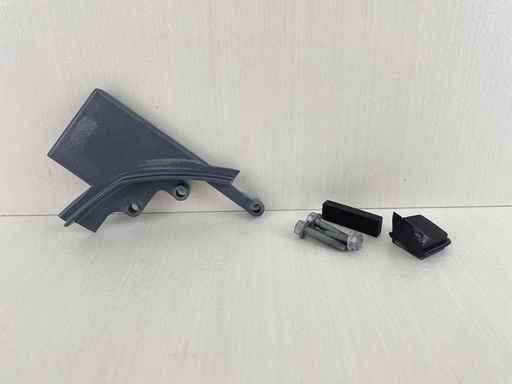 [011090] 2003 Yamaha 15HP 4 Stroke Outboard Cable Fitting Plate Cover 66M-42738-00-4D