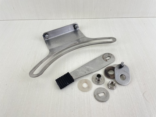 [011110] 2002 Yamaha 15HP 4 Stroke Outboard Friction Steering Setup 66M-42508-01-00